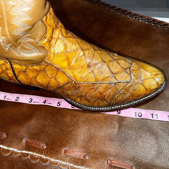 Justin\'s Reptile Cowboy Boots in Men\'s Size 8.5D main image 6
